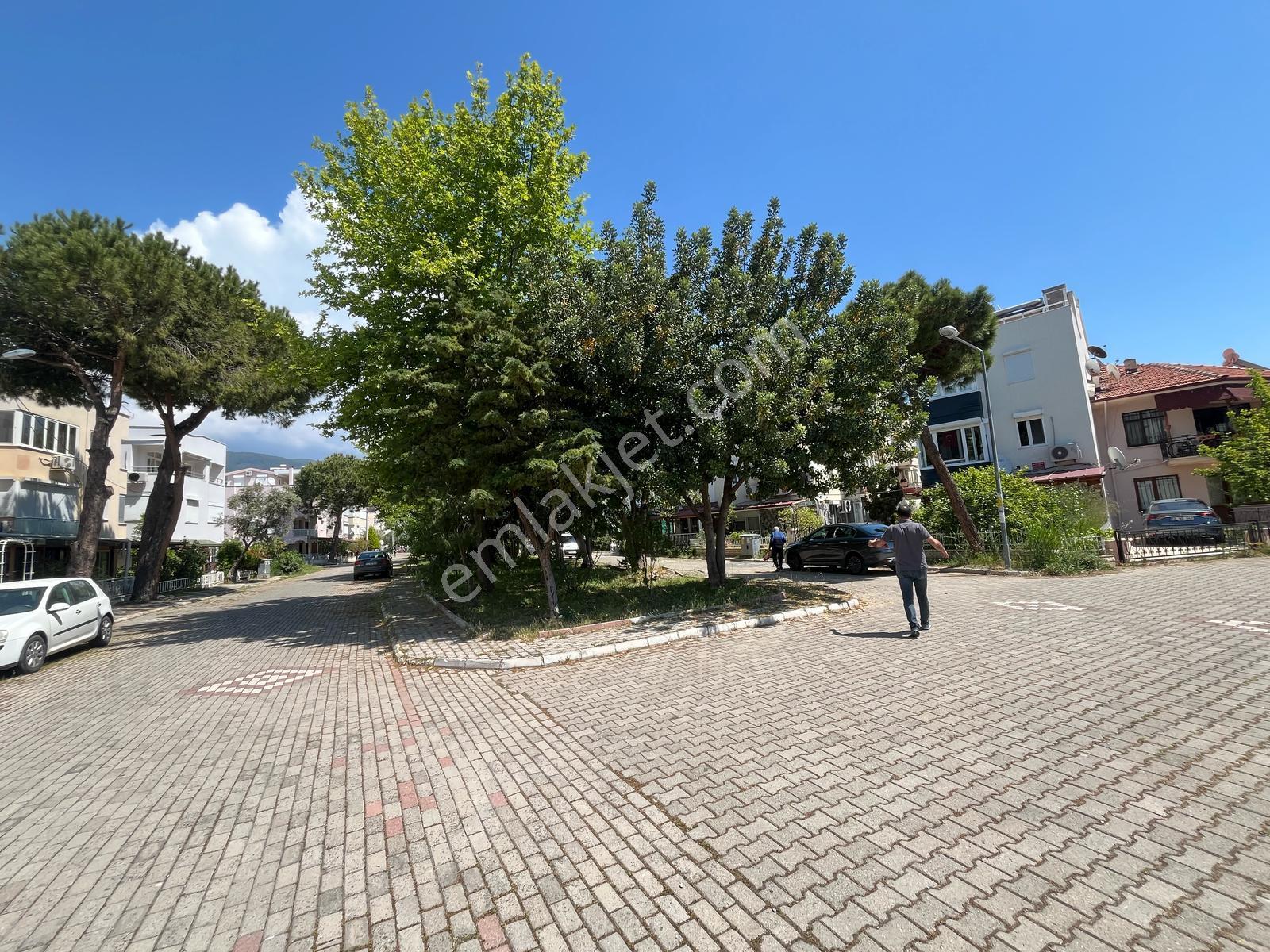 Altınoluk Yağcılar Vali Konağı İle Karşı Karşıya Sezonluk Kiralık 2+1 Geniş Daire - Görsel 5