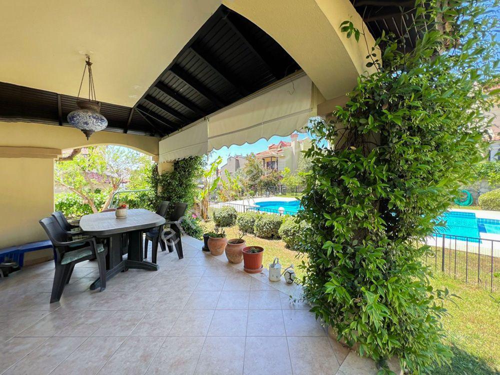 Goldhouse Dan Kiralık Foça Da Prestijli Bölgede Tripleks 4+1 Villa - Görsel 9