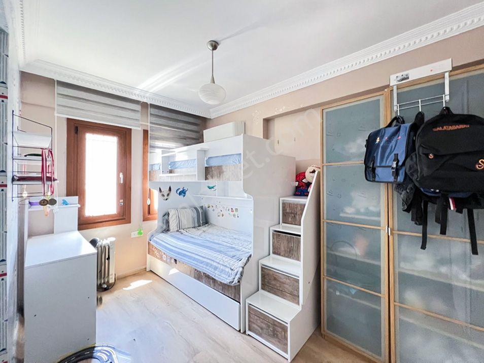 Goldhouse Dan Kiralık Foça Da Prestijli Bölgede Tripleks 4+1 Villa - Görsel 21