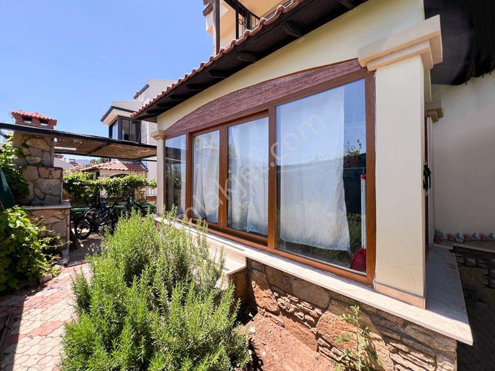 Goldhouse Dan Kiralık Foça Da Prestijli Bölgede Tripleks 4+1 Villa - Görsel 4