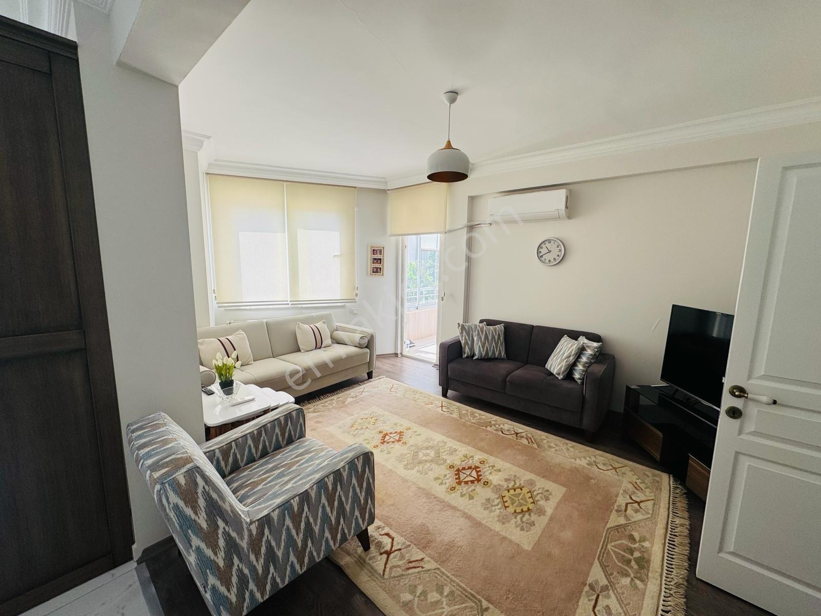 Sahilin Hemen Yanında | Havuzlu Sitede Geniş 4+1 Kiralık - Görsel 24
