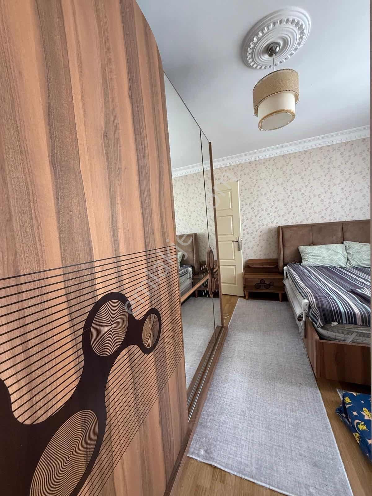 Ümraniye Yamanevler Mh.2+1 Büyük Ve İki Balkonlu Satılık Daire - Görsel 8