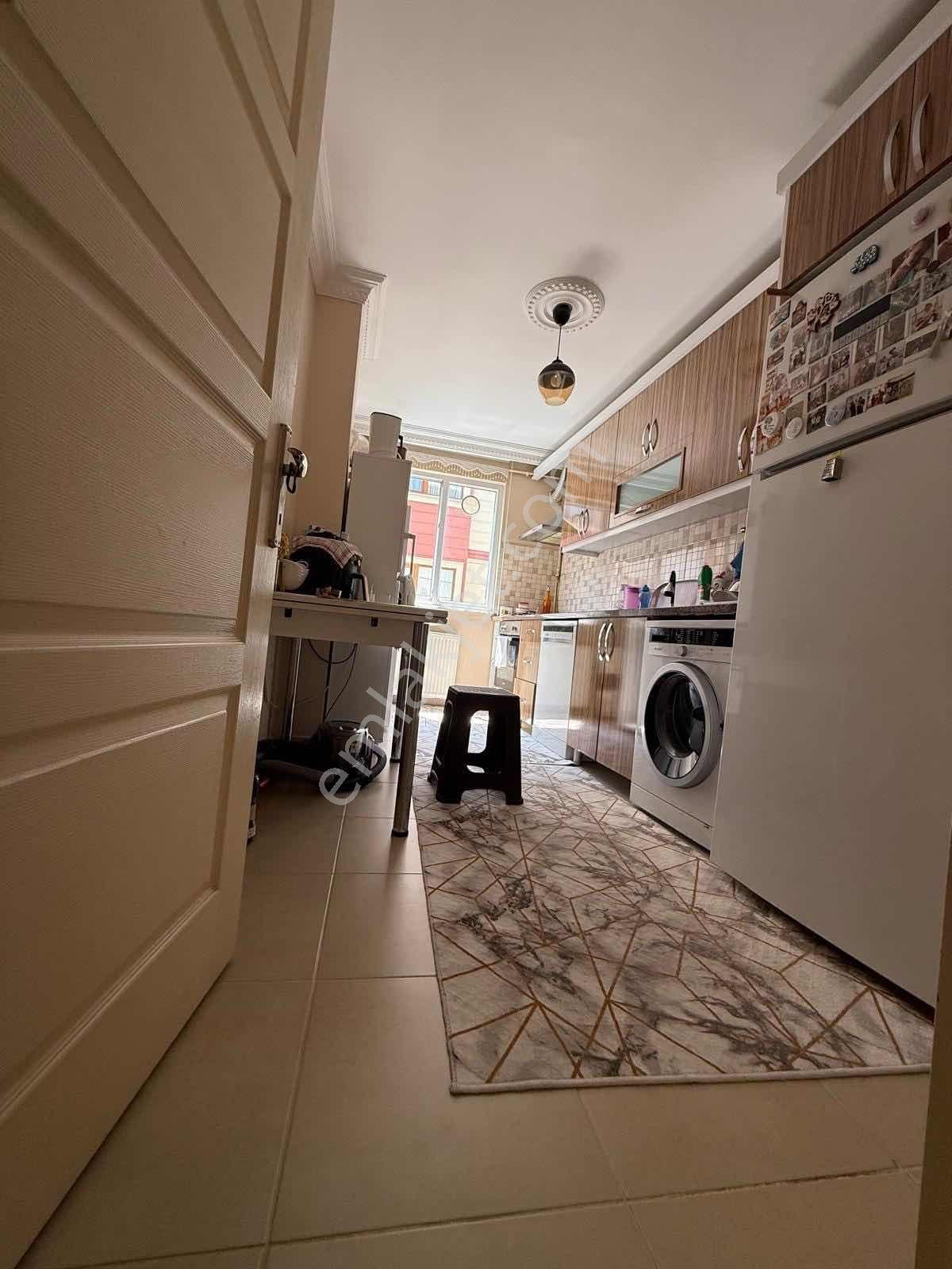 Ümraniye Yamanevler Mh.2+1 Büyük Ve İki Balkonlu Satılık Daire - Görsel 12