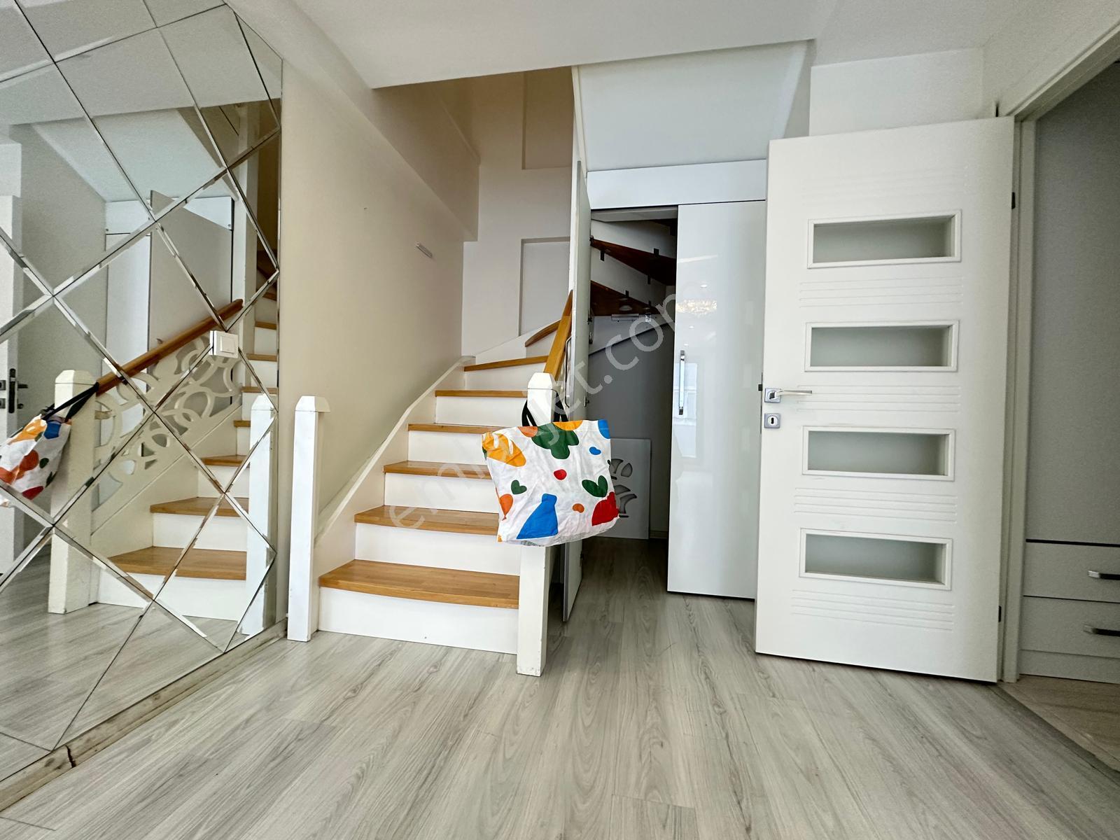 Çeliktepe'de, Metroya 5 Dk. 3+1 Kiralık Dubleks Daire, Artum'dan - Görsel 7