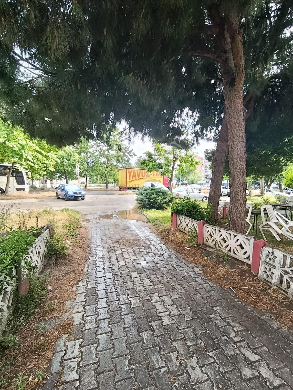 Manavkuyu Mahallesi, Çamkıran Pazar Yeri Yakını Satılık Dükkan - Görsel 16