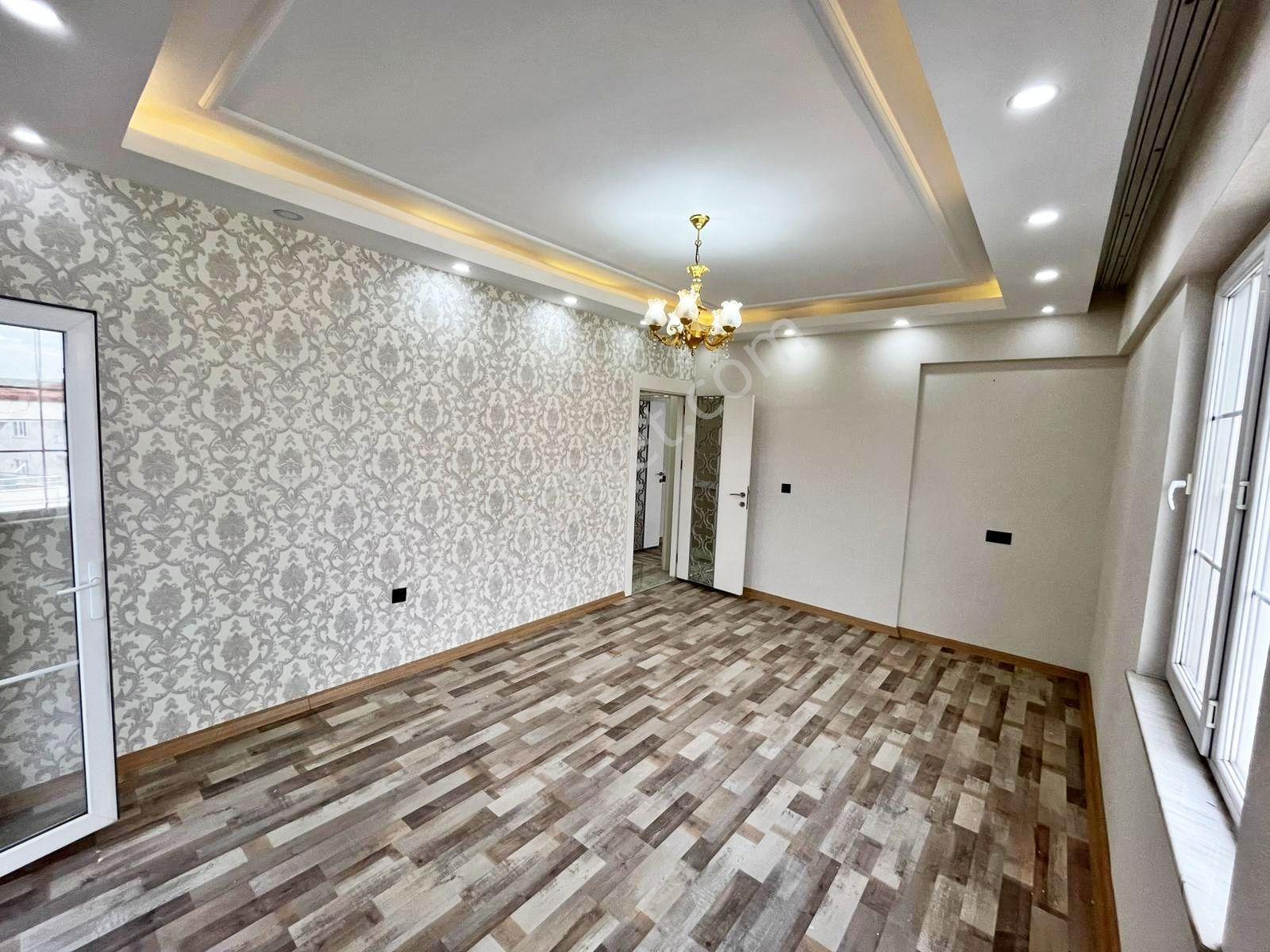 Merveşehir'de Park Cephe Masrafsız Yerden Isıtma U.lüx 3+1 Daire - Görsel 14