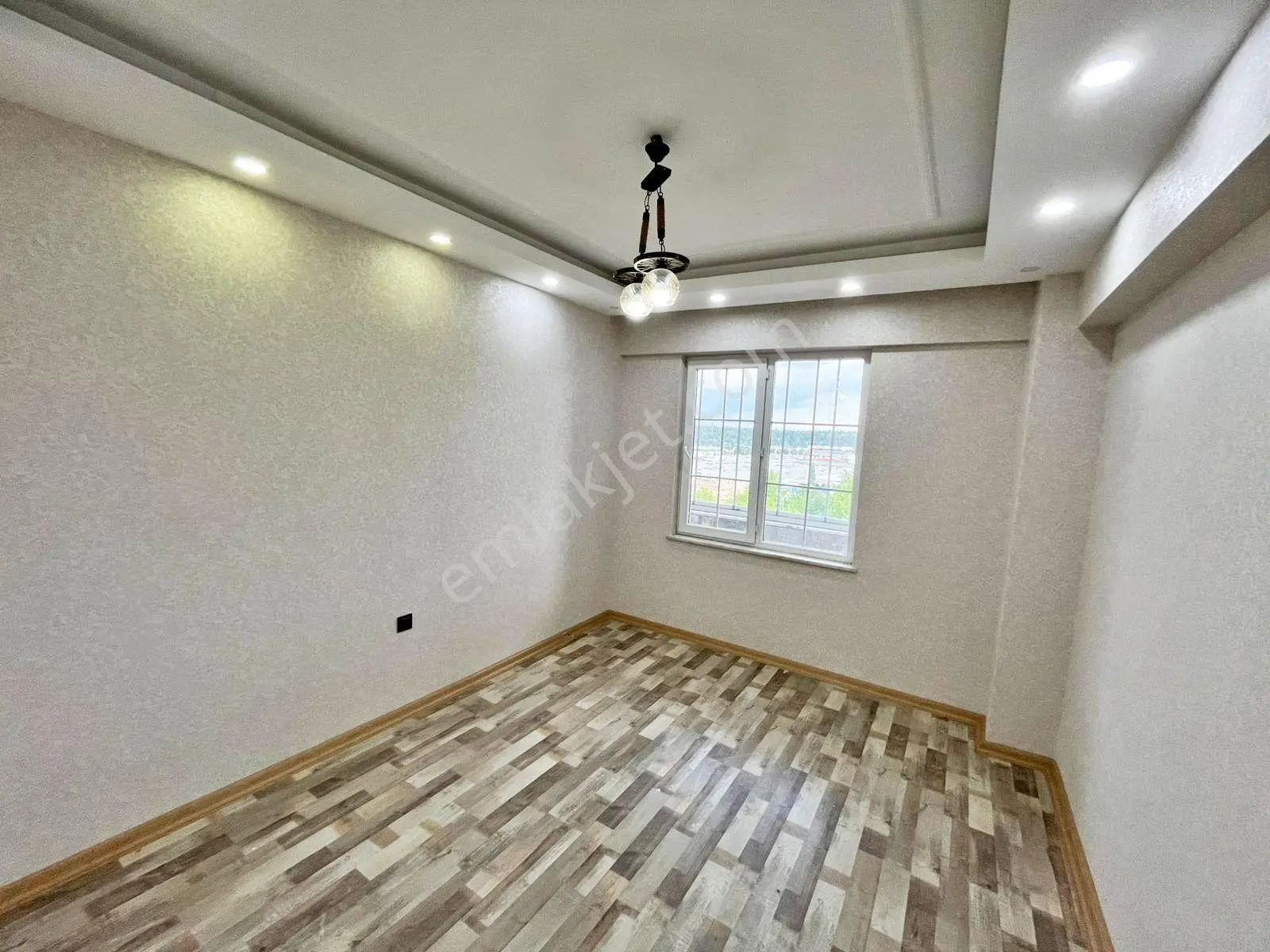 Merveşehir'de Park Cephe Masrafsız Yerden Isıtma U.lüx 3+1 Daire