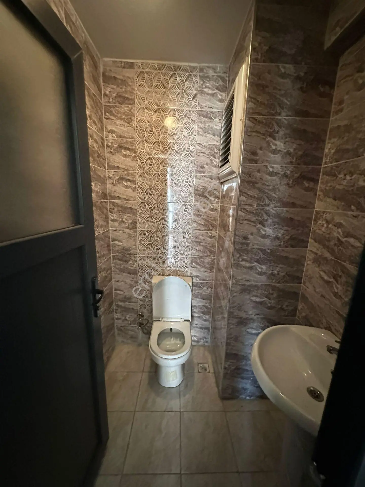 Esenler Birlik Mahallesi Kiralık Ofis Katı - Görsel 5