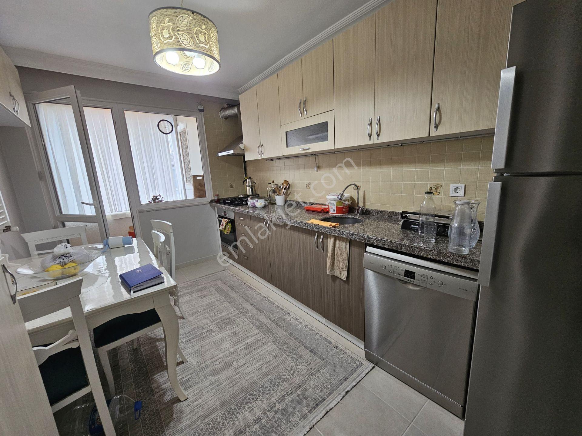 Ataşehir Esatpaşa Mh Satılık İskanlı 195m2 Satılık 4+2 Çatı Dubleksi - Görsel 28