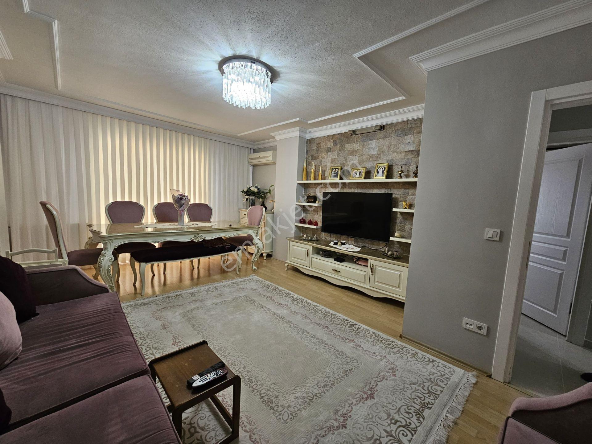 Ataşehir Esatpaşa Mh Satılık İskanlı 195m2 Satılık 4+2 Çatı Dubleksi - Görsel 24