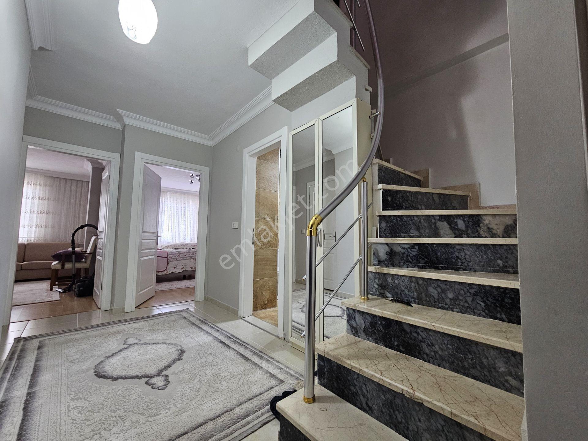 Ataşehir Esatpaşa Mh Satılık İskanlı 195m2 Satılık 4+2 Çatı Dubleksi - Görsel 13
