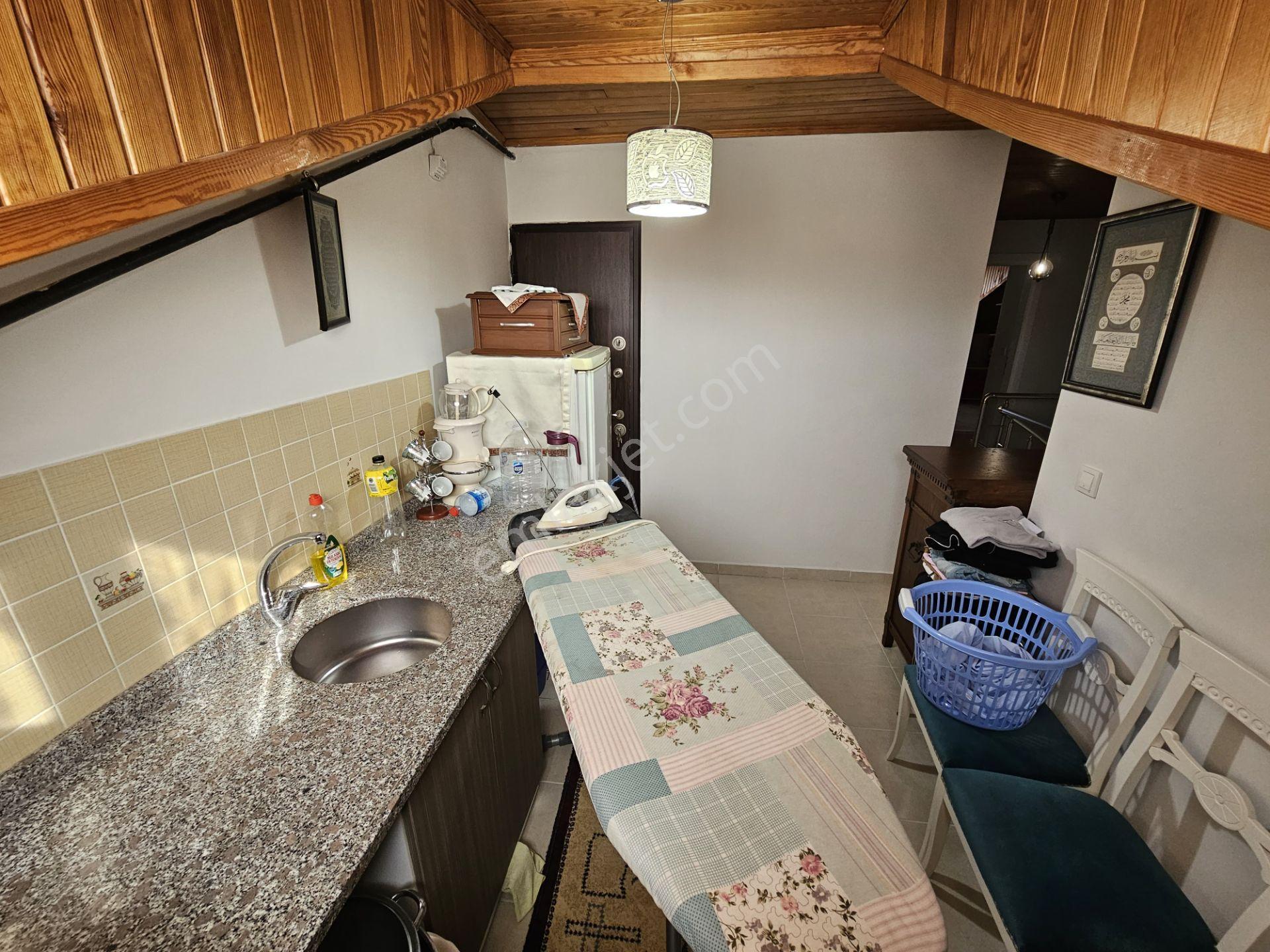 Ataşehir Esatpaşa Mh Satılık İskanlı 195m2 Satılık 4+2 Çatı Dubleksi - Görsel 10