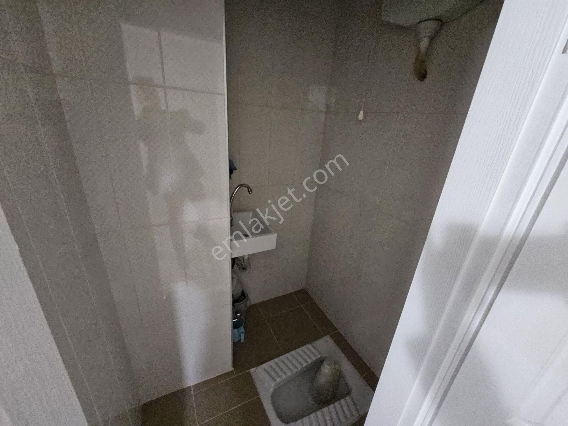 Ataşehir Esatpaşa Mh Satılık İskanlı 195m2 Satılık 4+2 Çatı Dubleksi - Görsel 20
