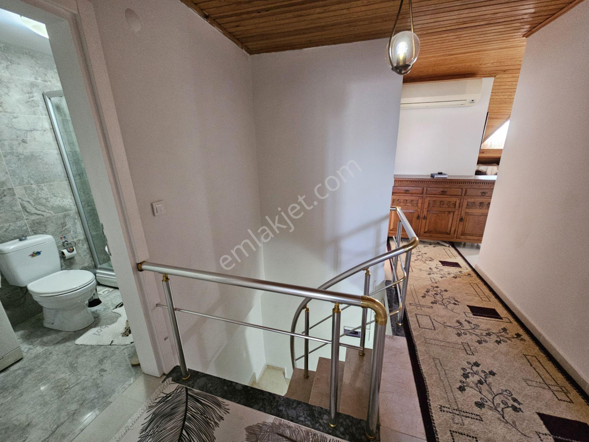 Ataşehir Esatpaşa Mh Satılık İskanlı 195m2 Satılık 4+2 Çatı Dubleksi - Görsel 7