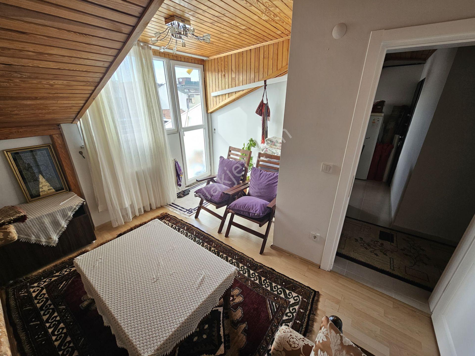 Ataşehir Esatpaşa Mh Satılık İskanlı 195m2 Satılık 4+2 Çatı Dubleksi - Görsel 6