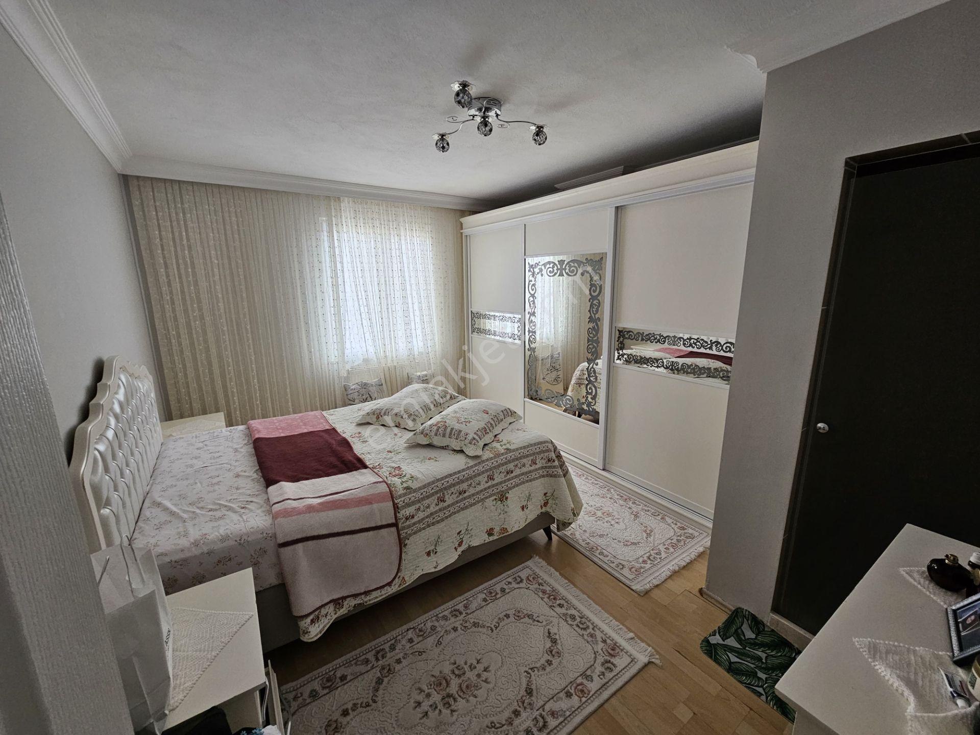 Ataşehir Esatpaşa Mh Satılık İskanlı 195m2 Satılık 4+2 Çatı Dubleksi - Görsel 18