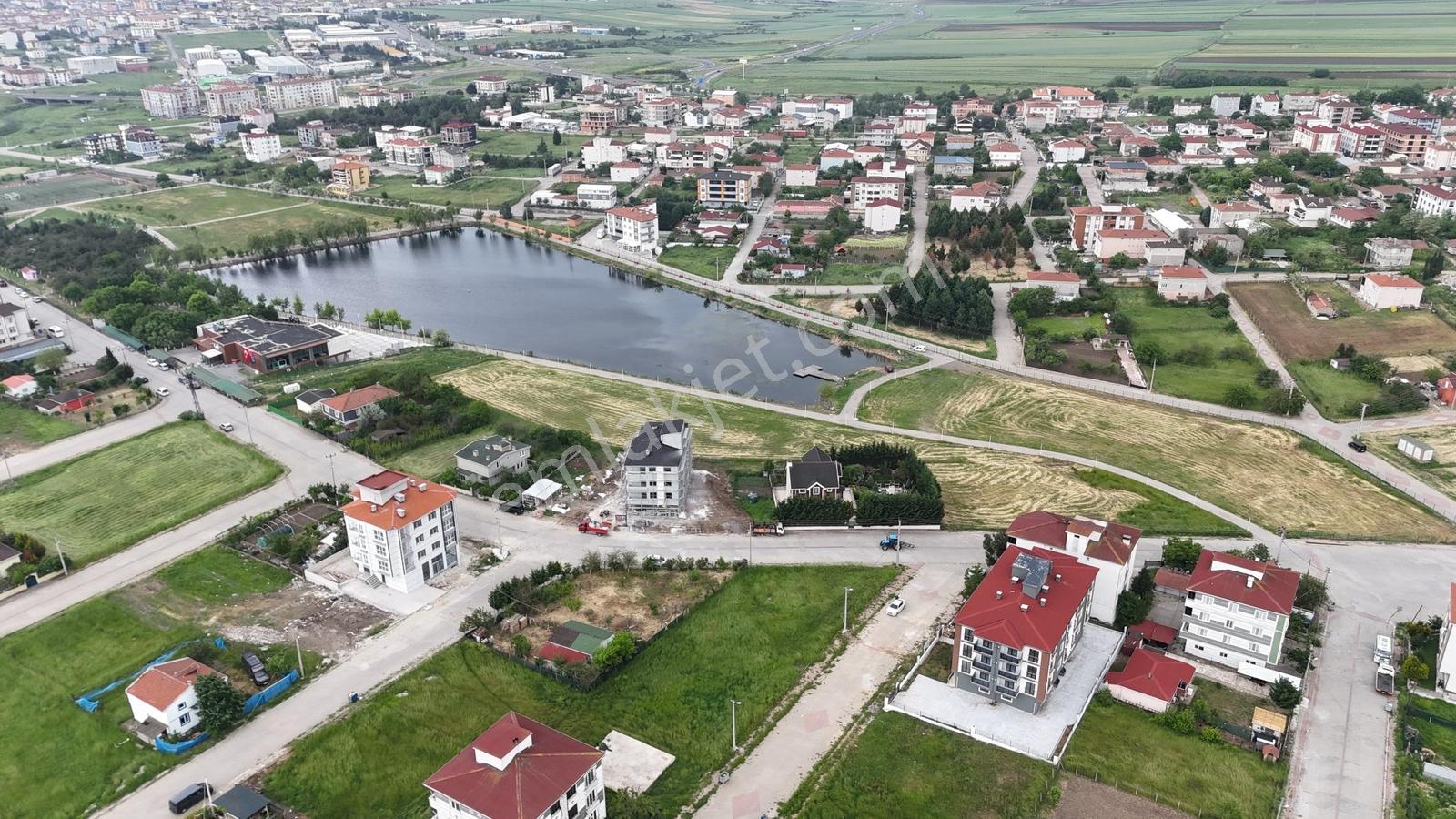 Ergene Marmaracık Mh. Gölete 100 Metre Satılık 2+1 Sıfır Daire