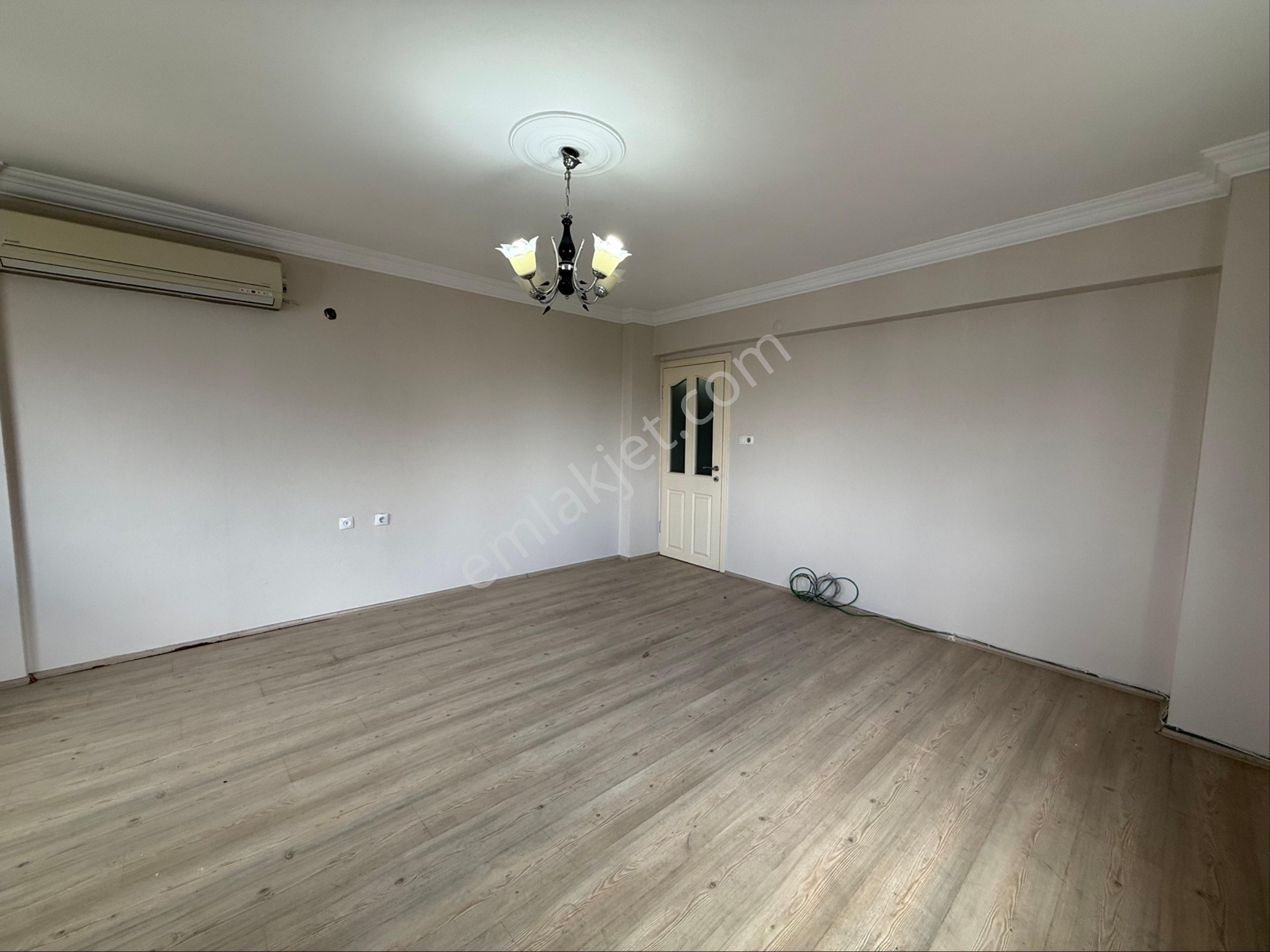 📍 Buca Üçkuyular & Hasan Ağa Parkı Yanı | 3+1 115m² Kapalı Mutfak Cadde Üzeri - Görsel 12