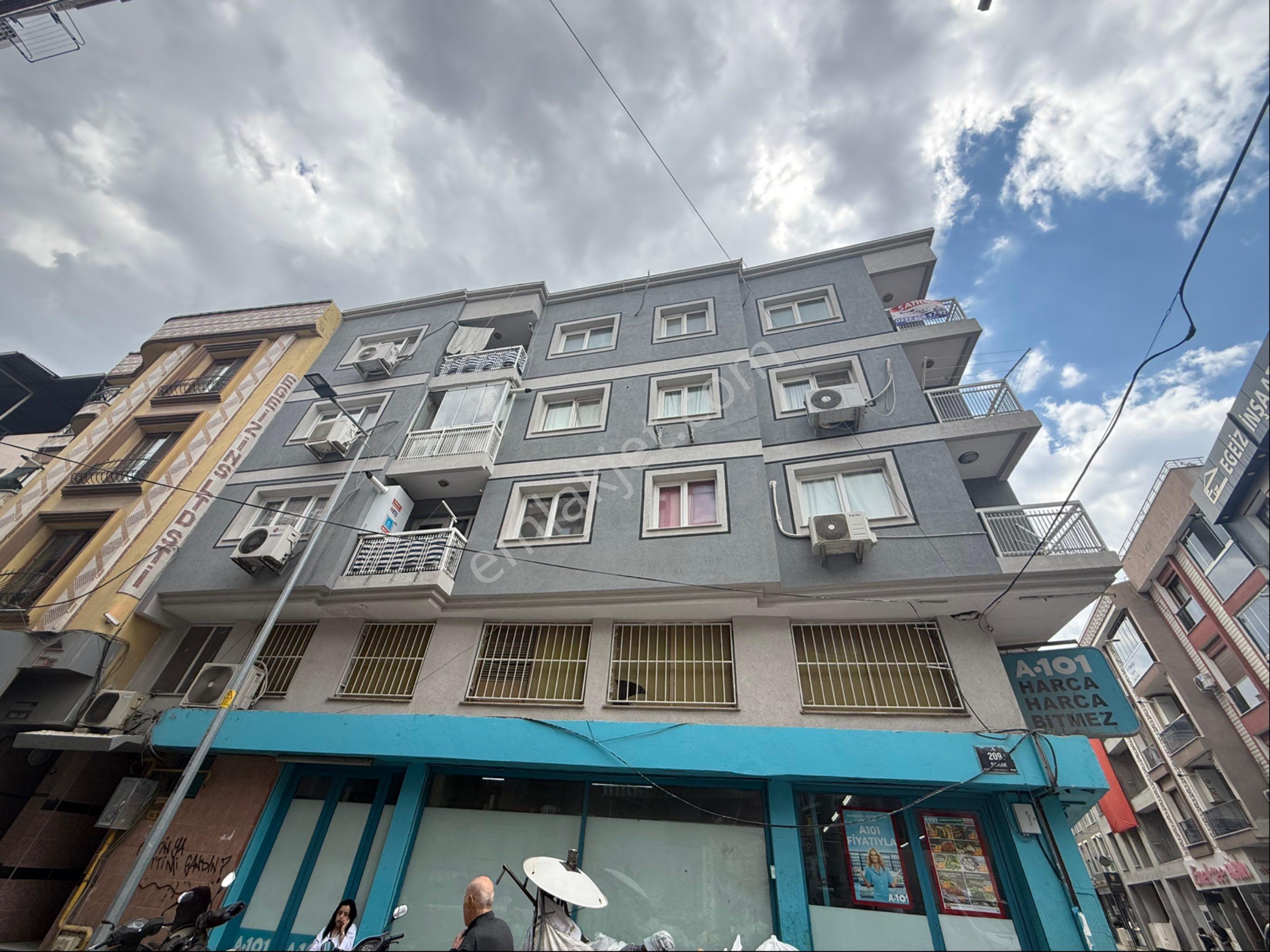 📍 Buca Üçkuyular & Hasan Ağa Parkı Yanı | 3+1 115m² Kapalı Mutfak Cadde Üzeri - Görsel 4