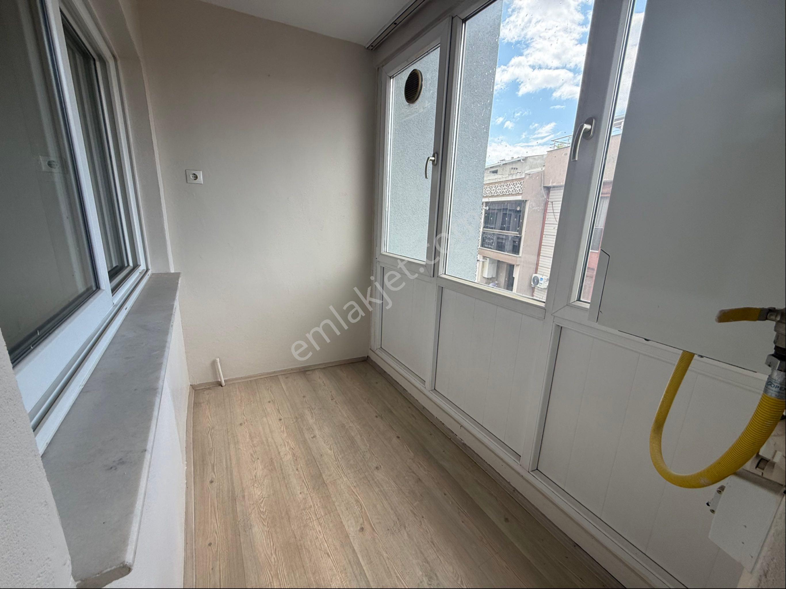 📍 Buca Üçkuyular & Hasan Ağa Parkı Yanı | 3+1 115m² Kapalı Mutfak Cadde Üzeri - Görsel 24