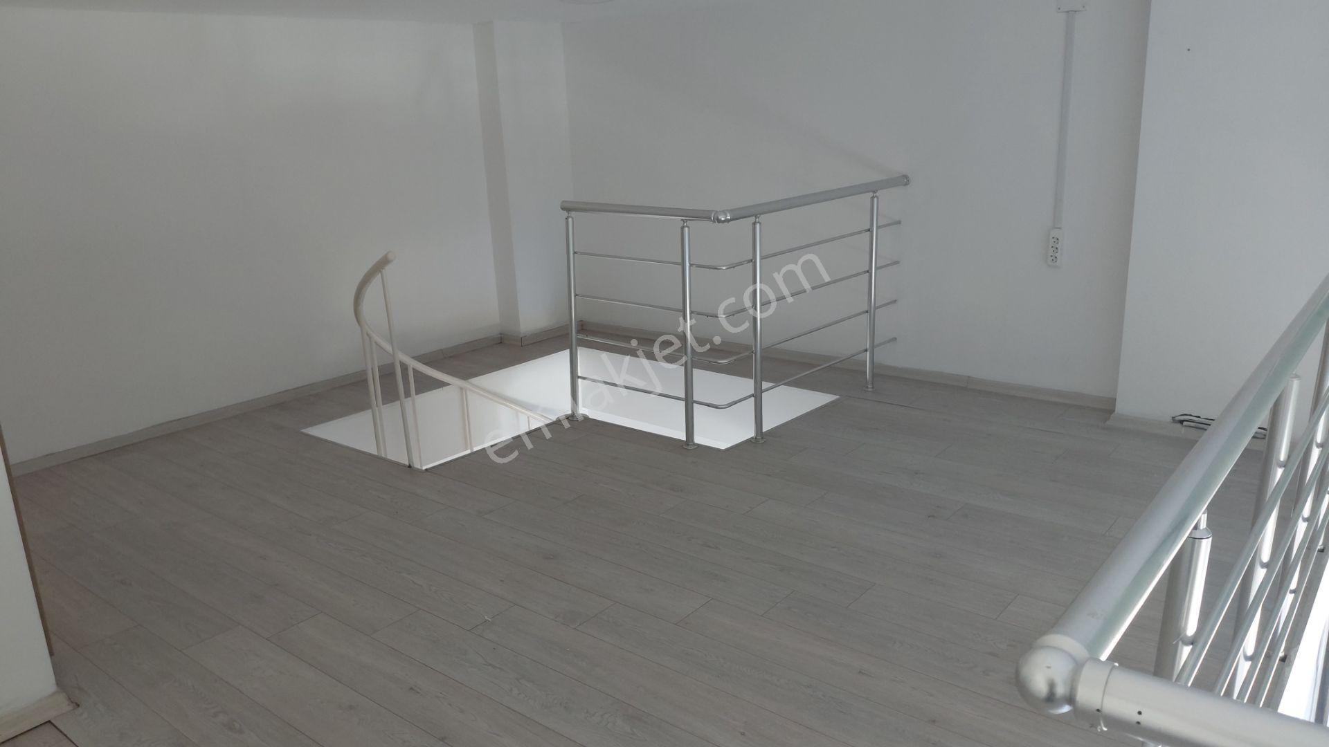 Kuşadası Öztaş Plazada Kiralık İşyeri - Görsel 9