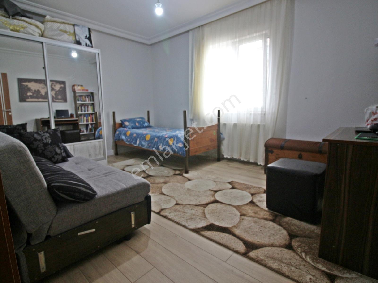 Elvan'da Sitede 3+1 Manzaralı Çift Banyolu Ön Cephe Ev - Görsel 27