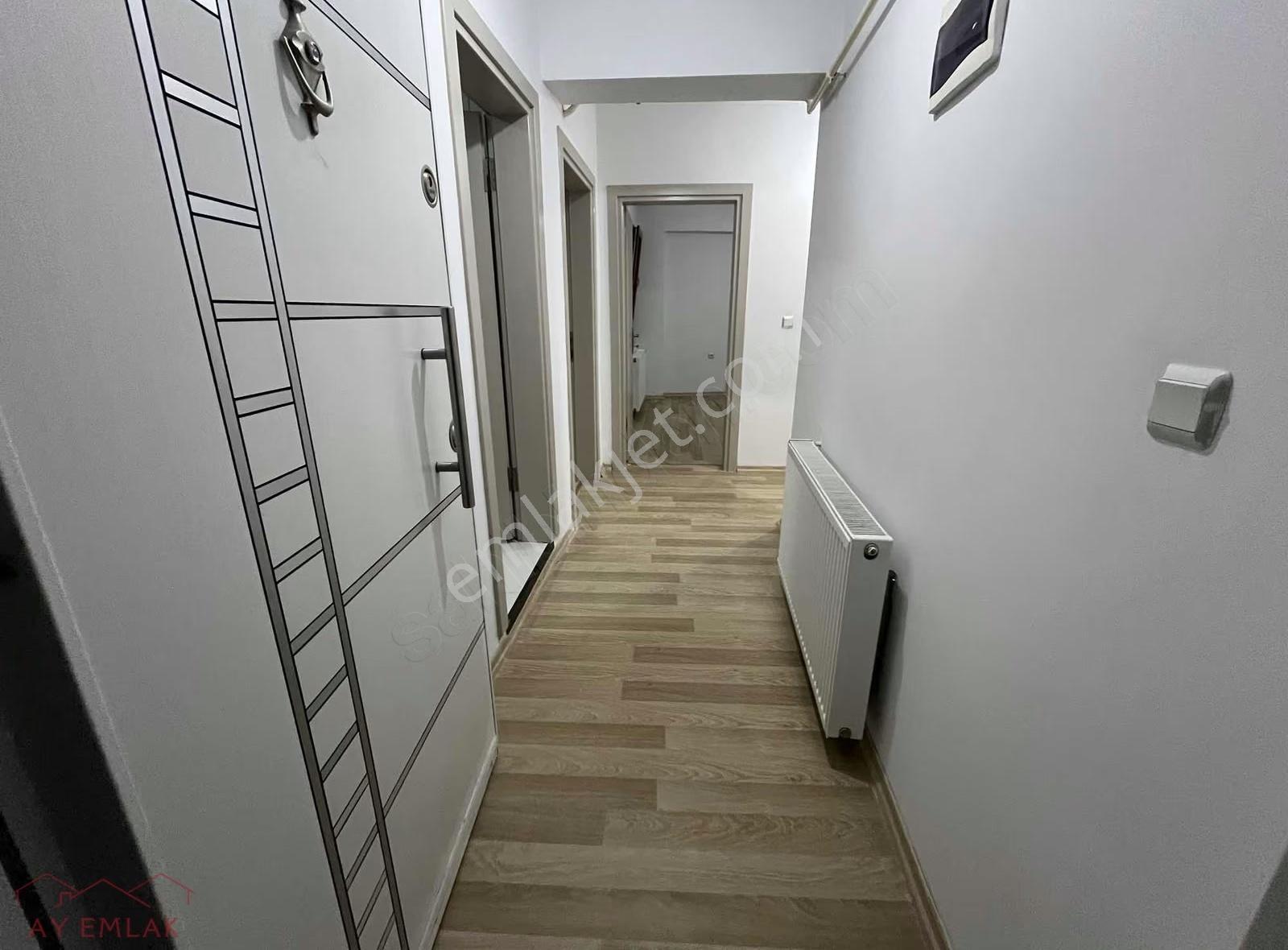 Ay Emlaktan Çarşı Merkezde Ara Kat Mutfak Ayrı 2+1 Kiralık Daire - Görsel 8