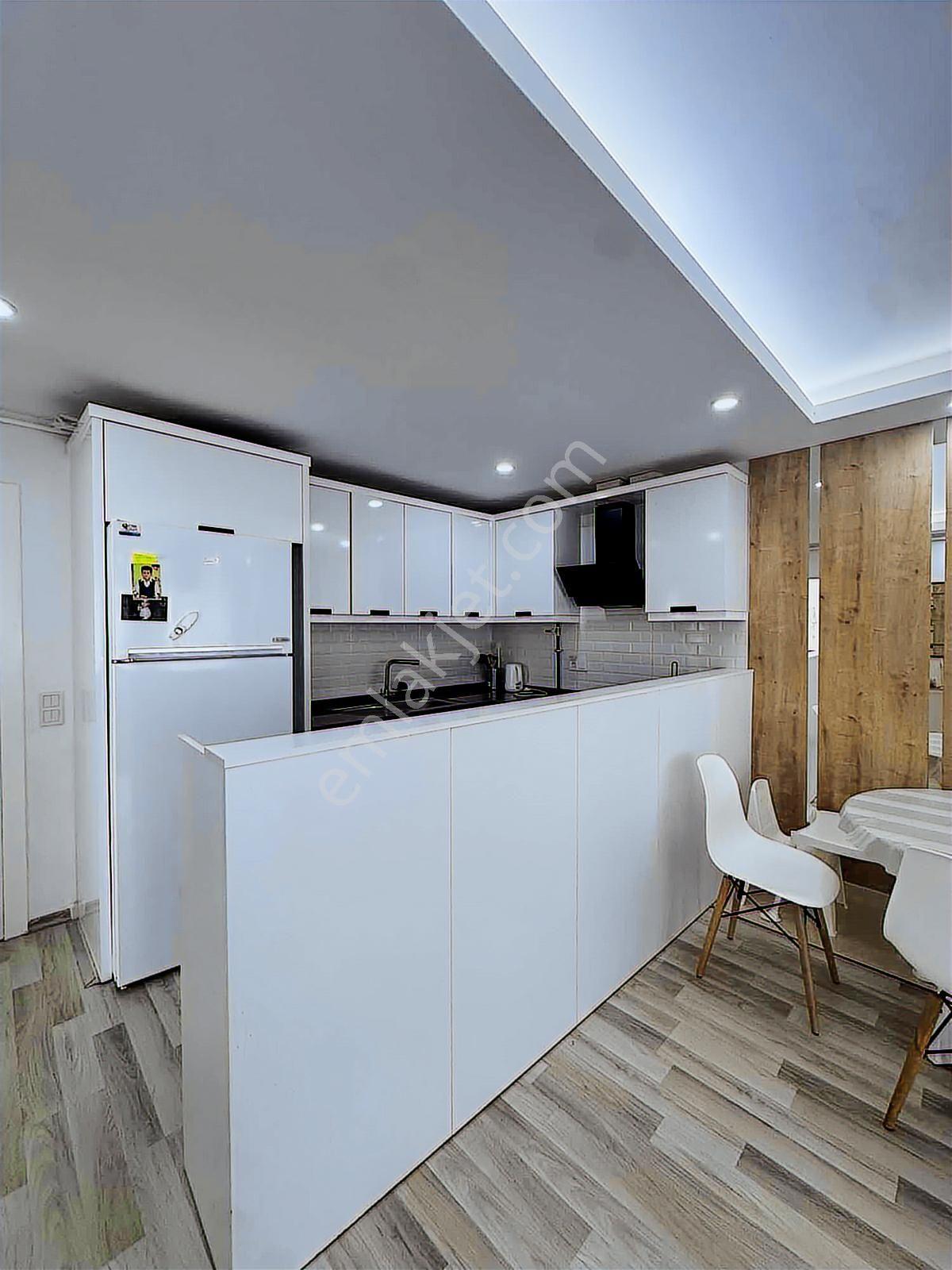 Lüx Sitede Ful Eşyalı Ferah Ve Temiz Daire - Görsel 18