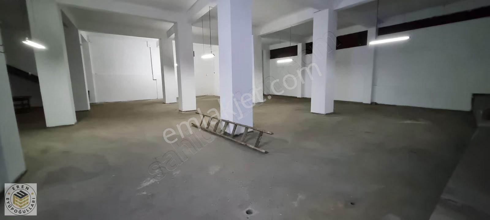 440 M² Sanayinin En İşlek Terazidere Bölgesinde Kiralık Dükkan - Görsel 7