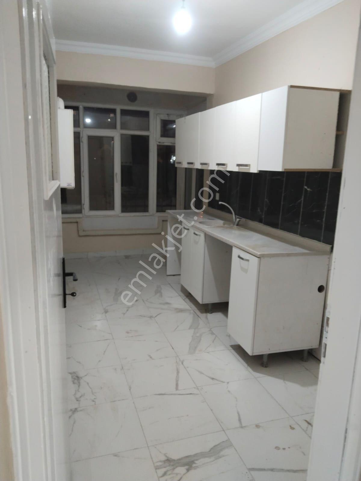 Hacikaymak Mahallesi Sunay Apartman Kiralık Uhde İnşaat Ve Emlak Dan