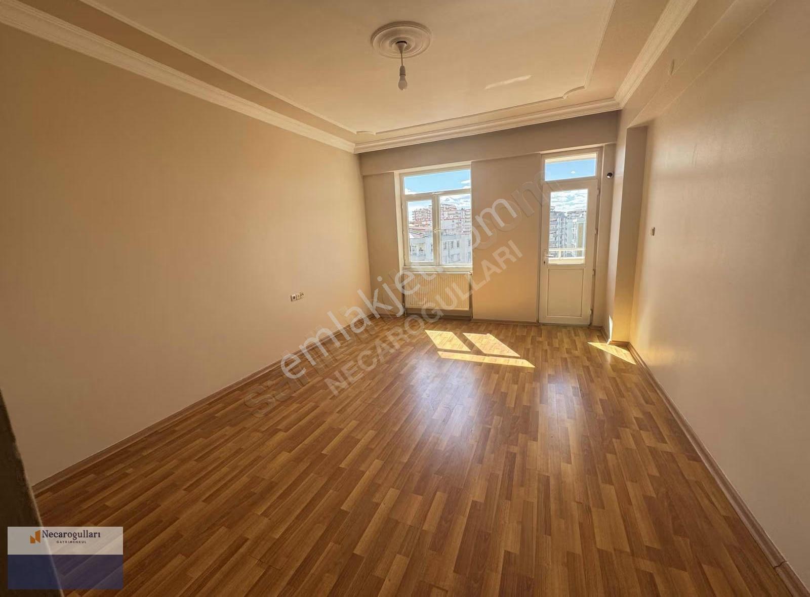 Necaroğullarından Diçlekent Cami Civarı 3+1 Temiz Daire - Görsel 3