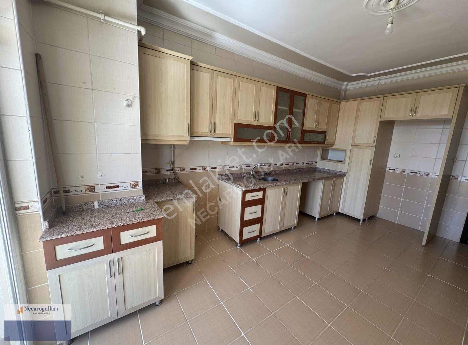 Necaroğullarından Diçlekent Cami Civarı 3+1 Temiz Daire - Görsel 2