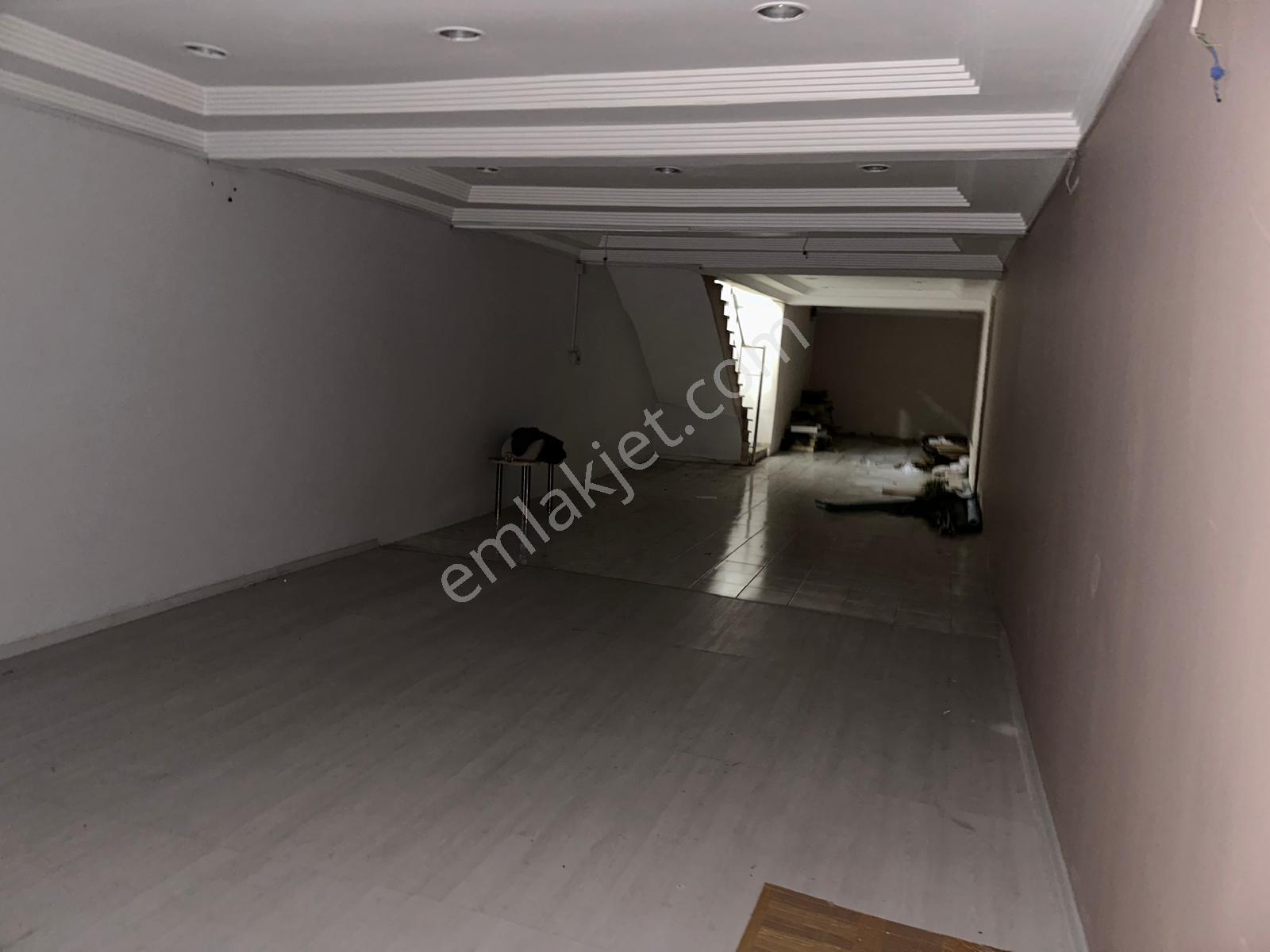 Bayrampaşa Maltepe (trikocular ) Mevki Muhtelif Dükkanlar 30.000tl.