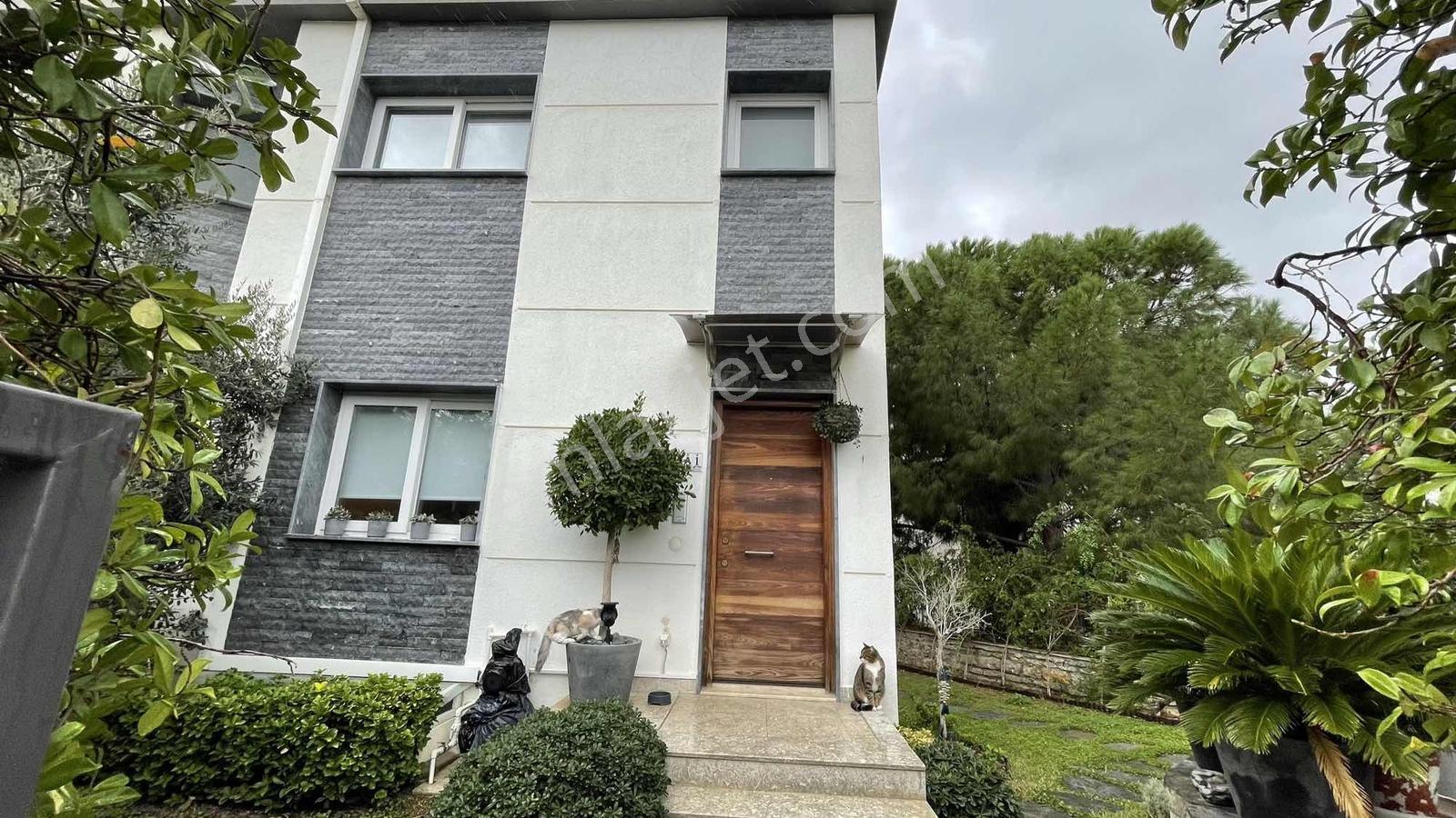 Bodrum Konacık Satılık Oasis Yakını Deniz Manzaralı Villa - Görsel 2