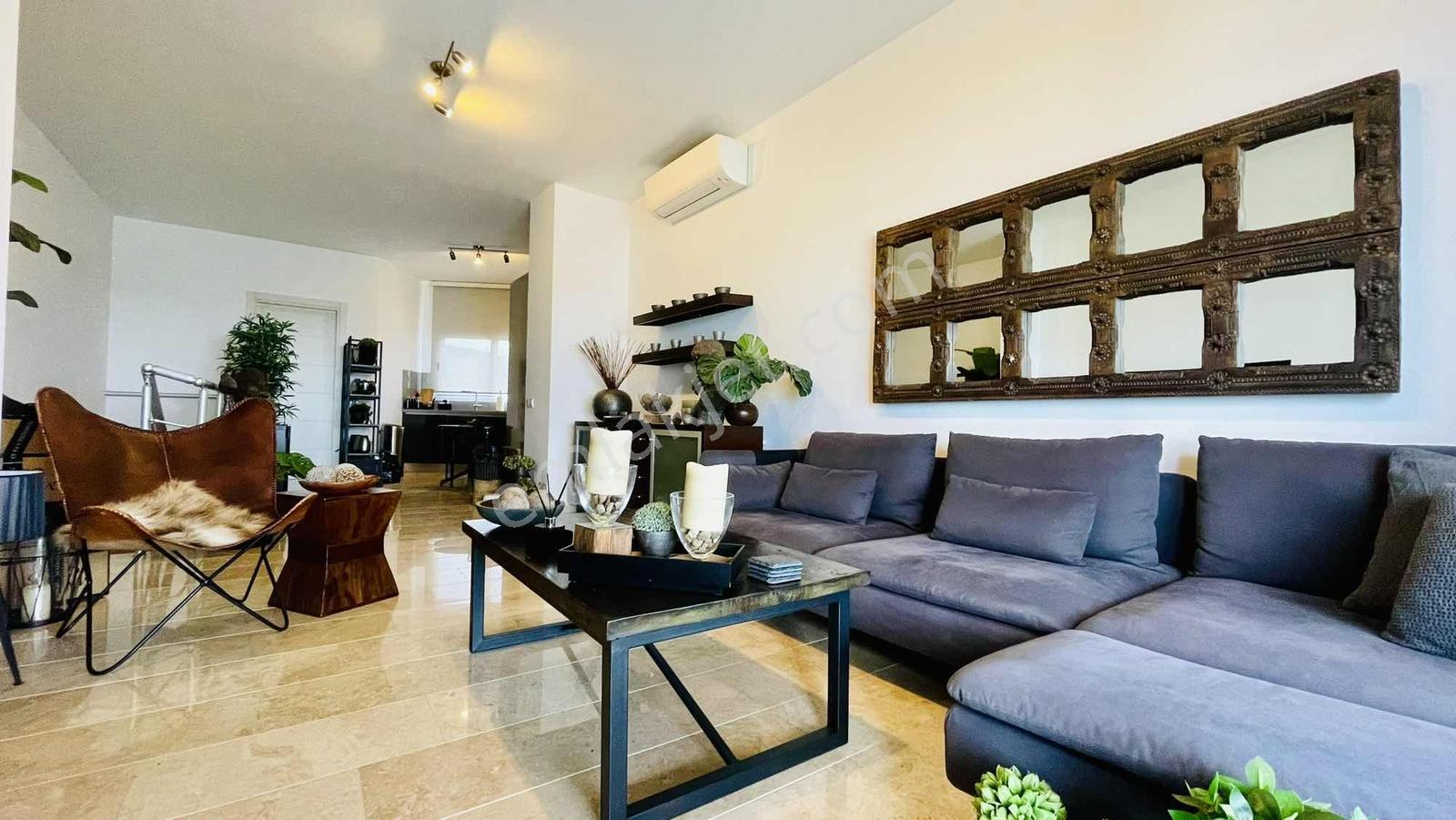 Bodrum Konacık Satılık Oasis Yakını Deniz Manzaralı Villa