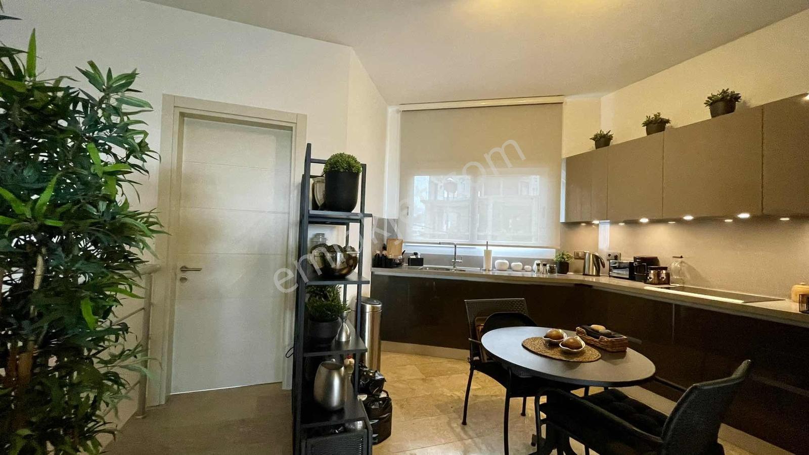 Bodrum Konacık Satılık Oasis Yakını Deniz Manzaralı Villa - Görsel 13
