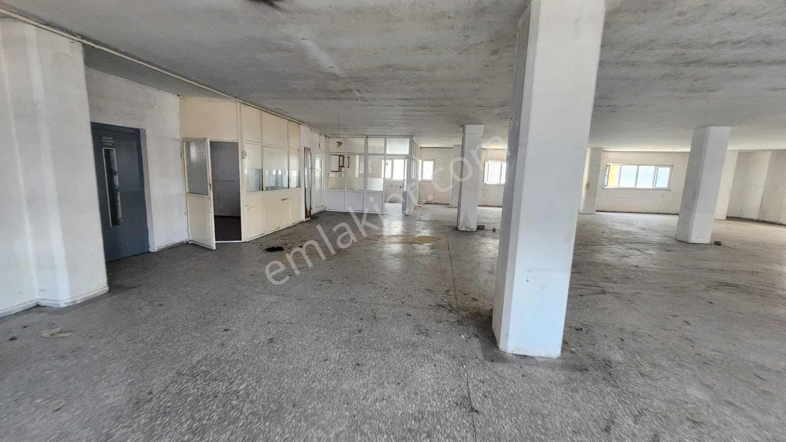 Enes Yeterden 400 M2 Kiralık İş Hani Katı - Görsel 3