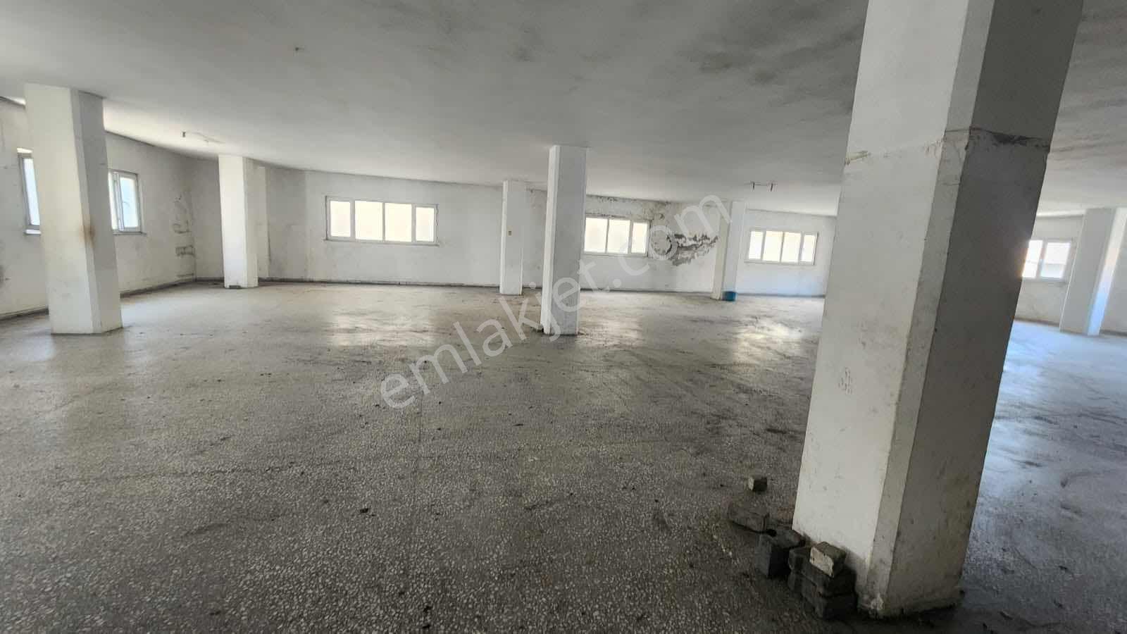 Enes Yeterden 400 M2 Kiralık İş Hani Katı - Görsel 9