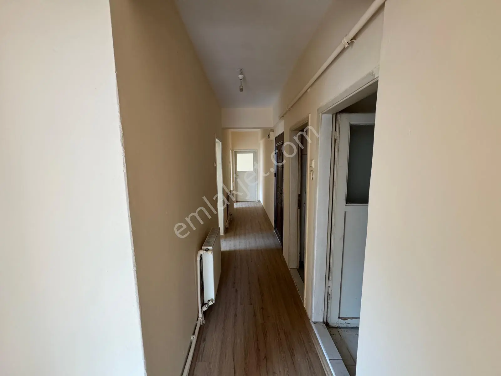 Yağmur Emlak'tan Gençlik Parkı Yakınında 3.kat 3+1 Kiralık Daire - Görsel 17
