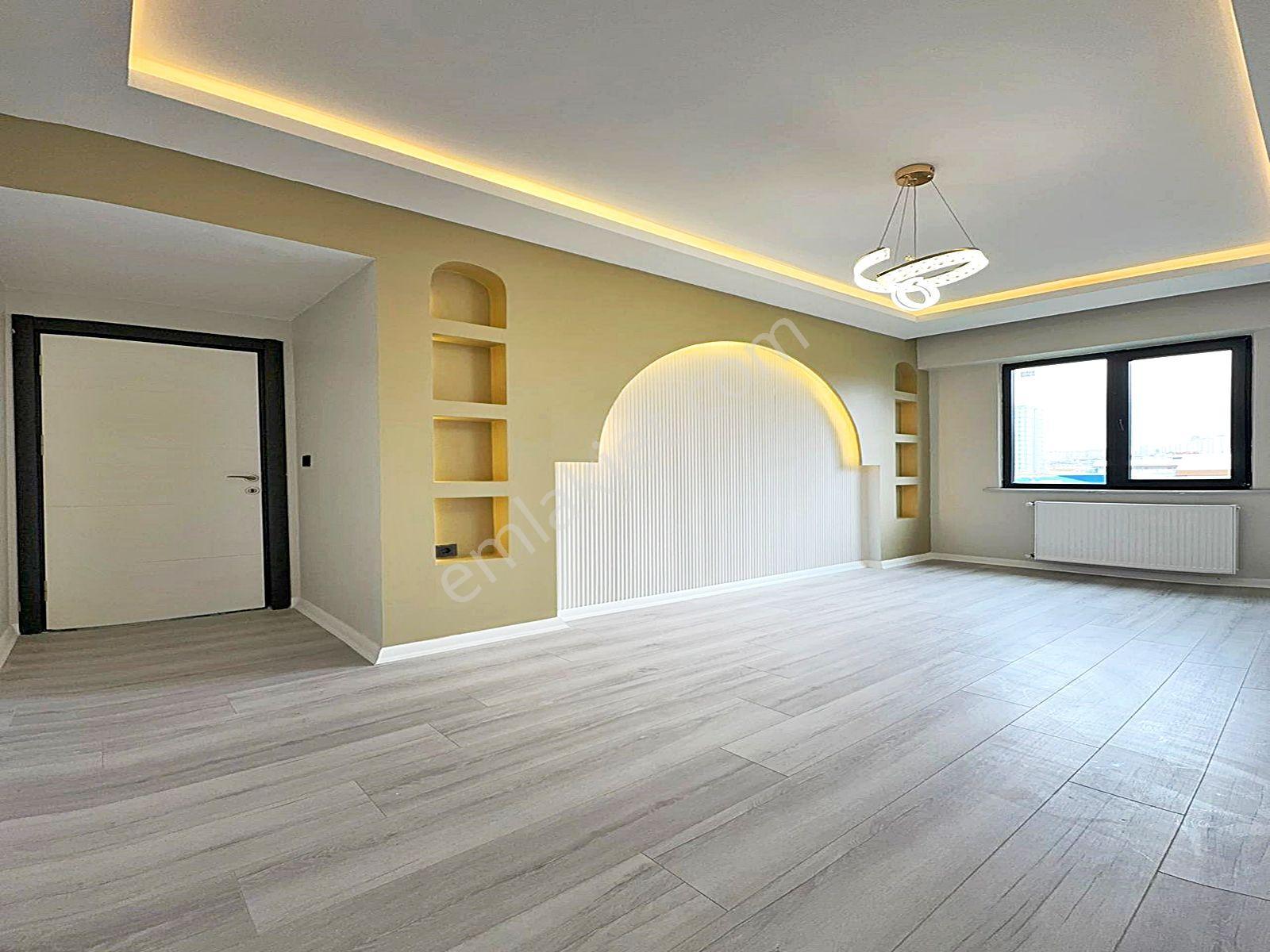 Cadde34 Yapı'dan Kapalı Otoparklı Aile Sitesinde 2+1 Full Dekorlu Krediye Uygun Acil Satılık Daire - Görsel 19