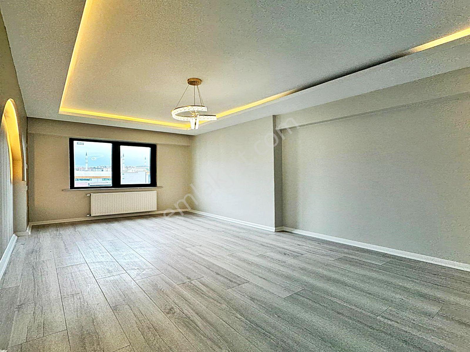 Cadde34 Yapı'dan Kapalı Otoparklı Aile Sitesinde 2+1 Full Dekorlu Krediye Uygun Acil Satılık Daire - Görsel 26