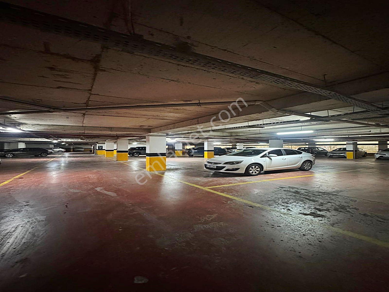 Cadde34 Yapı'dan Kapalı Otoparklı Aile Sitesinde 2+1 Full Dekorlu Krediye Uygun Acil Satılık Daire - Görsel 20
