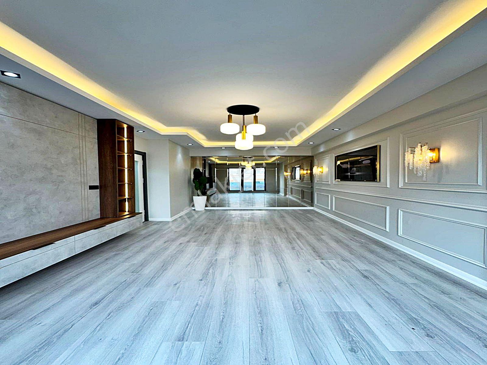 Cadde34 Yapı'dan Kapalı Otoparklı Aile Sitesinde 2+1 Full Dekorlu Krediye Uygun Acil Satılık Daire - Görsel 3