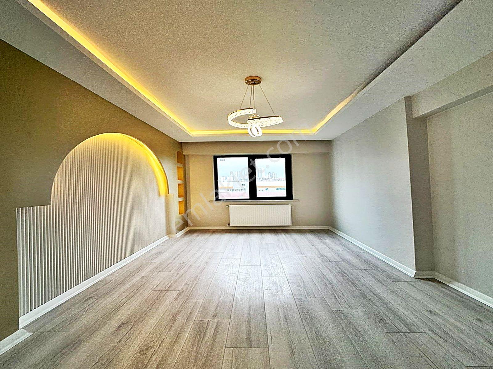 Cadde34 Yapı'dan Kapalı Otoparklı Aile Sitesinde 2+1 Full Dekorlu Krediye Uygun Acil Satılık Daire - Görsel 24