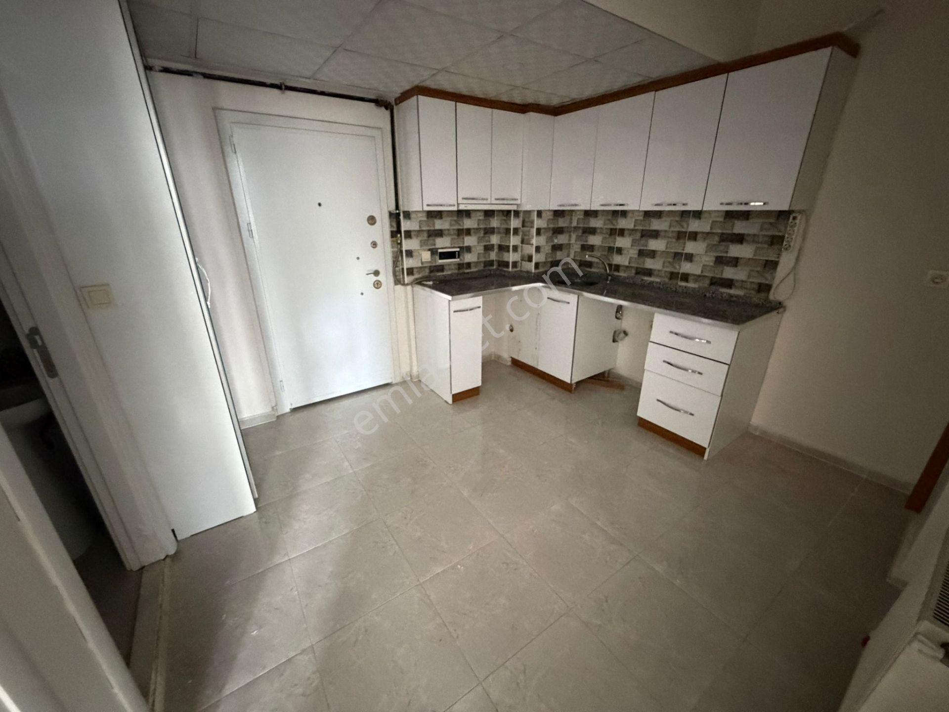 Mevsim Gayrimenkulden Yeni Mah Site 1+1 Kiralık Yeni Daire - Görsel 14