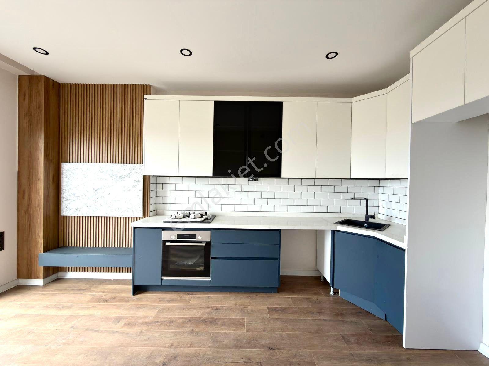 🏡 Referans'tan Akçay'da Bahçe Kullanımlı Şık Tasarımlı 1+1 Daire