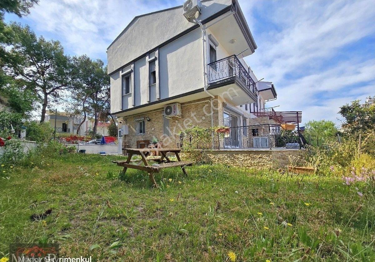 Kuşadası Kadınlar Denizinde 4+1 Plaja 300 Metre Eşyalı Manzaralı Satılık Villa - Görsel 14