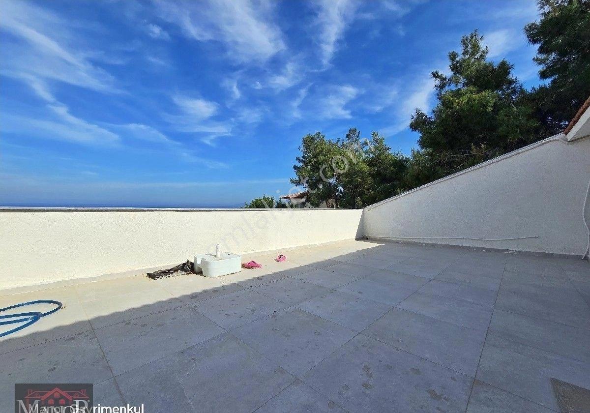 Kuşadası Kadınlar Denizinde 4+1 Plaja 300 Metre Eşyalı Manzaralı Satılık Villa - Görsel 21