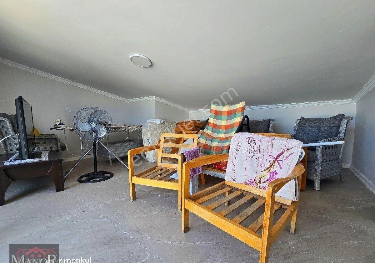 Kuşadası Kadınlar Denizinde 4+1 Plaja 300 Metre Eşyalı Manzaralı Satılık Villa - Görsel 9