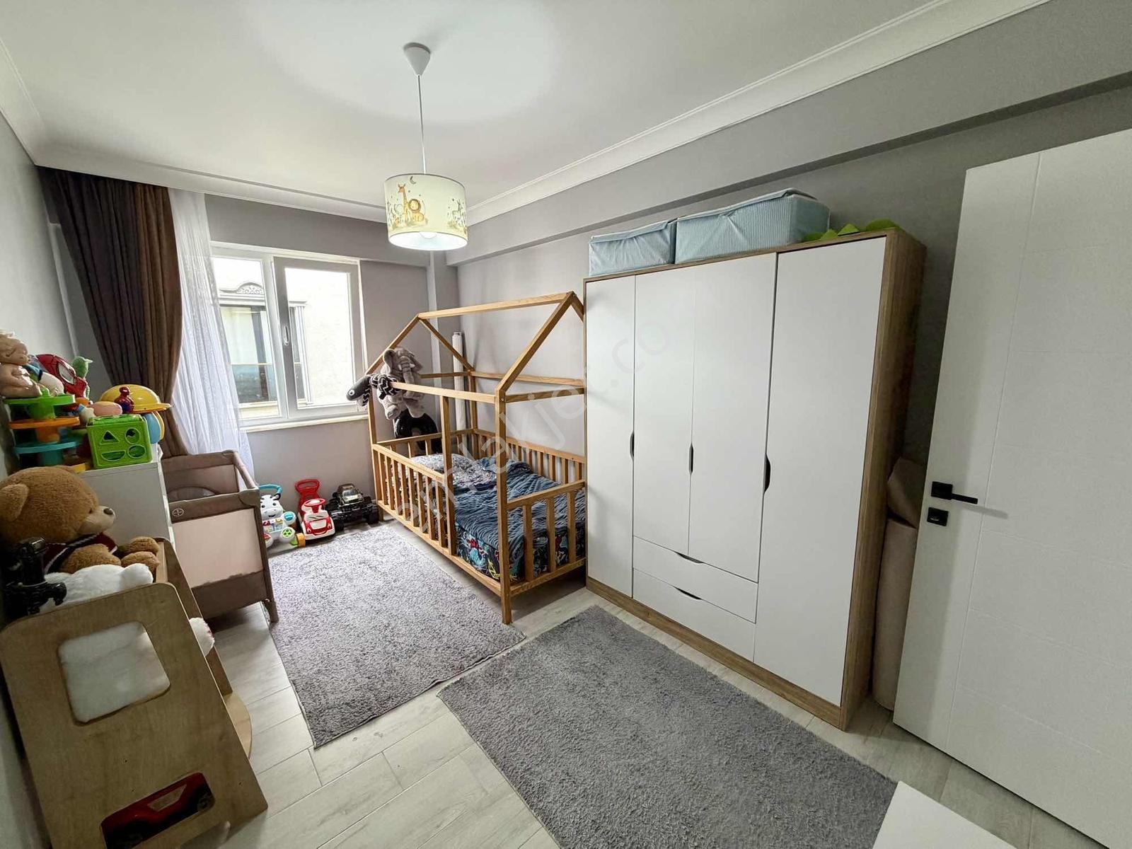 Ömer İnan Remax Hür Yazlık Mah. 2+1 105m2 Satılık Daire - Görsel 14
